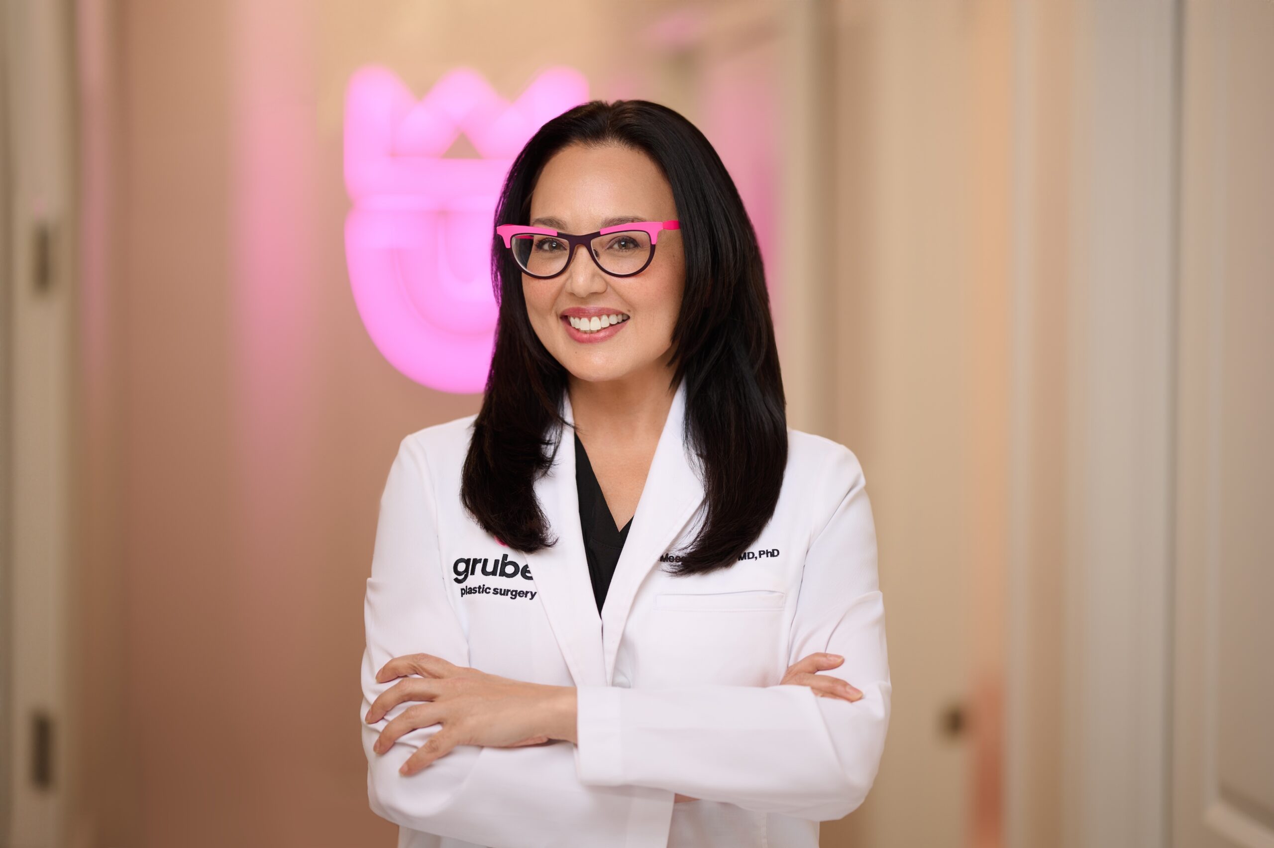 Retransmission – Dr. Meegan Gruber Shares Insight on Plastic Surgery Transparency: How Younger Generations Are Shaping a New Era of Body Authenticity